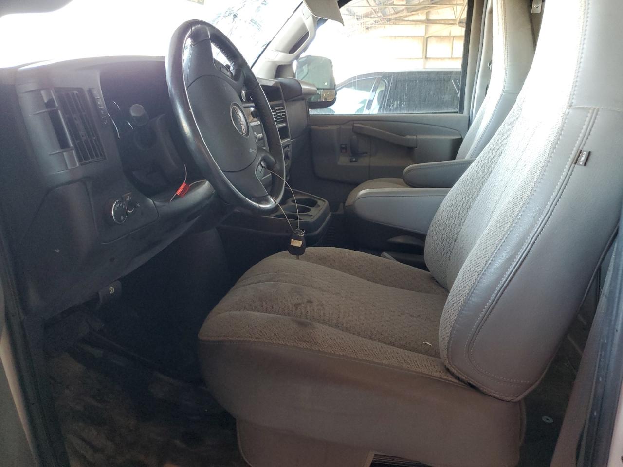 2023 GMC Savana G2500 VIN: 1GTW7AFP2P1105188 Lot: 84453575