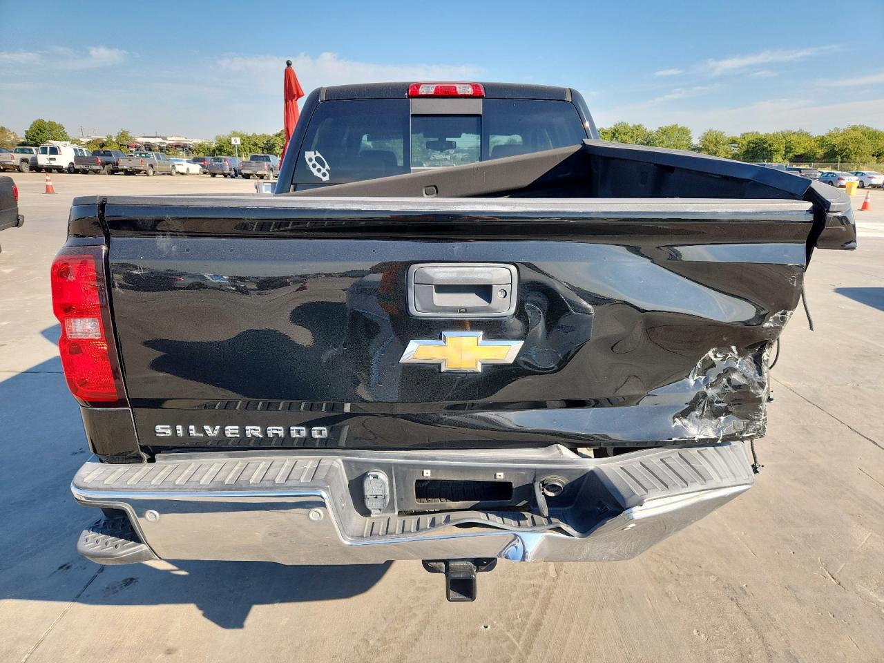 2018 Chevrolet Silverado C1500 Lt VIN: 3GCPCREC4JG219750 Lot: 85391445