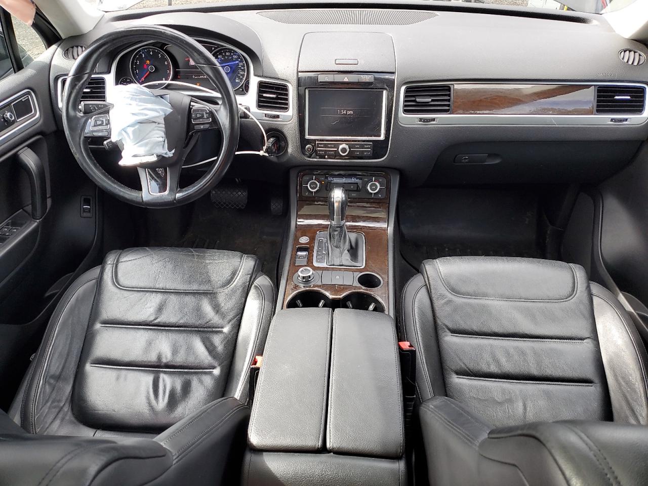 2014 Volkswagen Touareg V6 VIN: WVGEF9BP7ED012046 Lot: 84063075