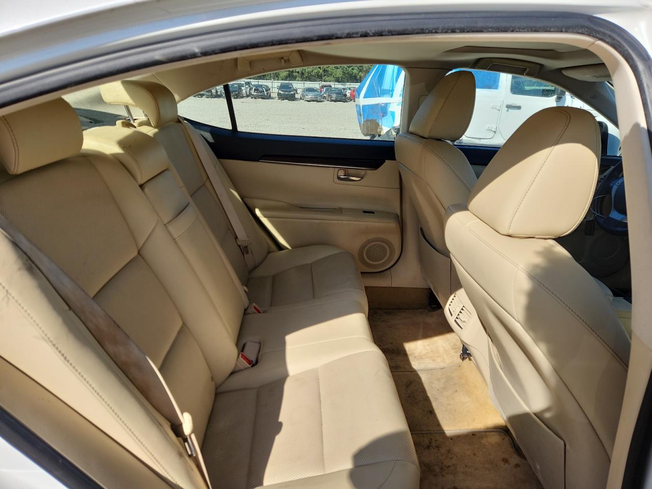 2014 Lexus Es 350 VIN: JTHBK1GG8E2092951 Lot: 81999975