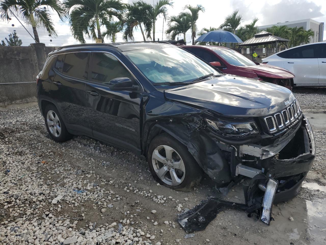 2020 Jeep Compass Latitude VIN: 3C4NJCBB9LT135908 Lot: 84303175