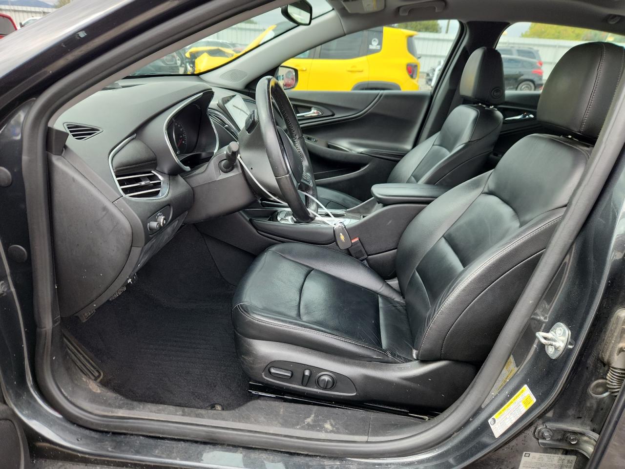 2017 Chevrolet Malibu Lt VIN: 1G1ZE5ST2HF137651 Lot: 84741115