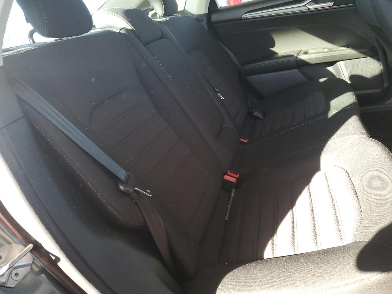 2019 Ford Fusion Se VIN: 3FA6P0H70KR255327 Lot: 82593715