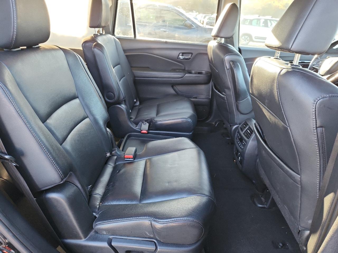 2019 Honda Pilot Touring VIN: 5FNYF6H67KB053912 Lot: 87006485