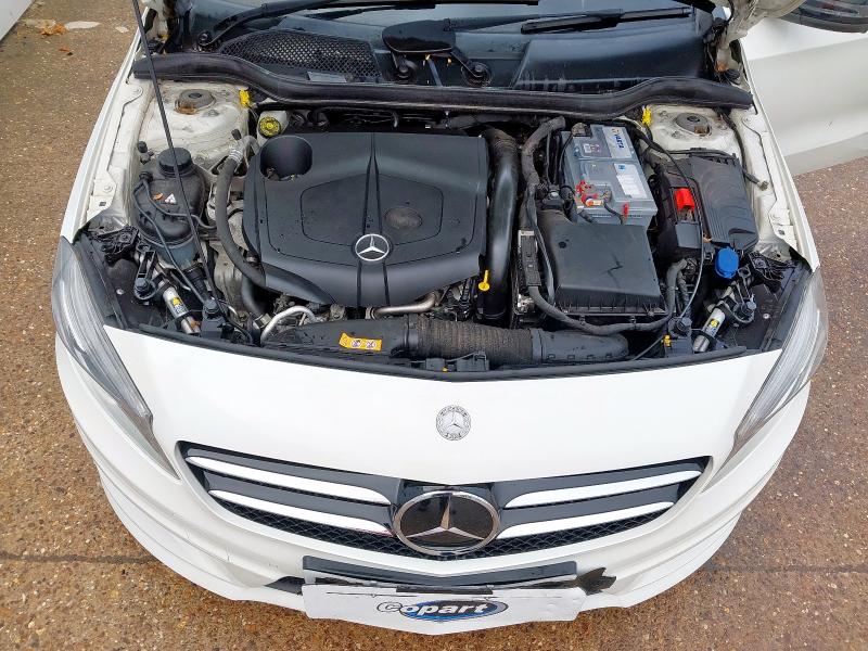 2013 MERCEDES-BENZ A200 BLUE-CY AMG SPORT CD 