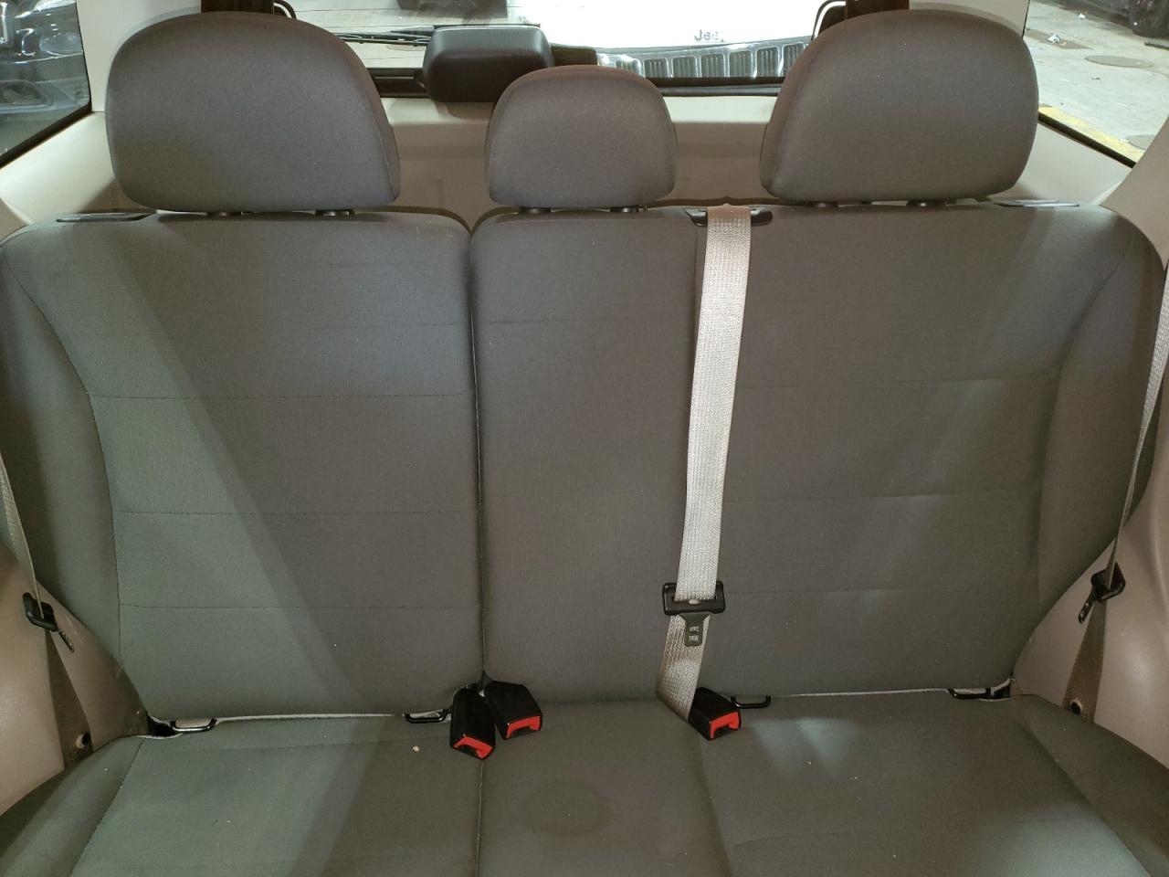 2010 Ford Escape Xls VIN: 1FMCU0C71AKA13304 Lot: 87457285