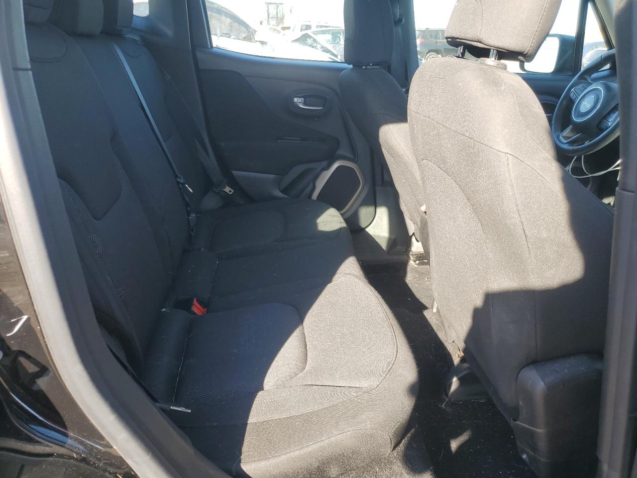 2015 Jeep Renegade Sport VIN: ZACCJBAT2FPB50497 Lot: 85493545