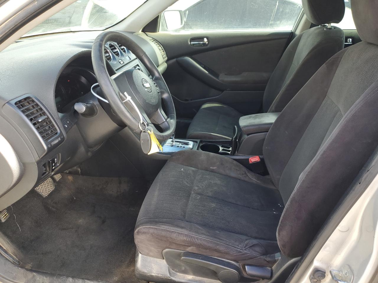 2011 Nissan Altima Base VIN: 1N4AL2AP2BN438257 Lot: 82699895