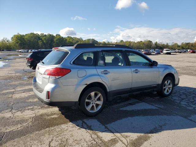  SUBARU OUTBACK 2014 Srebrny