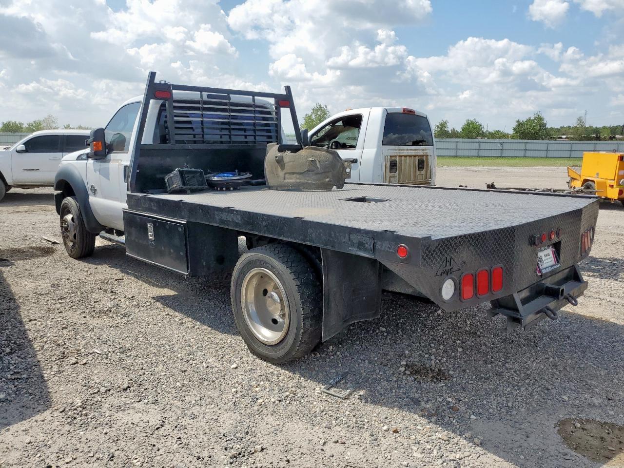 2016 Ford F550 Super Duty white other diesel 1FDUF5GTXGEC53932 photo #4