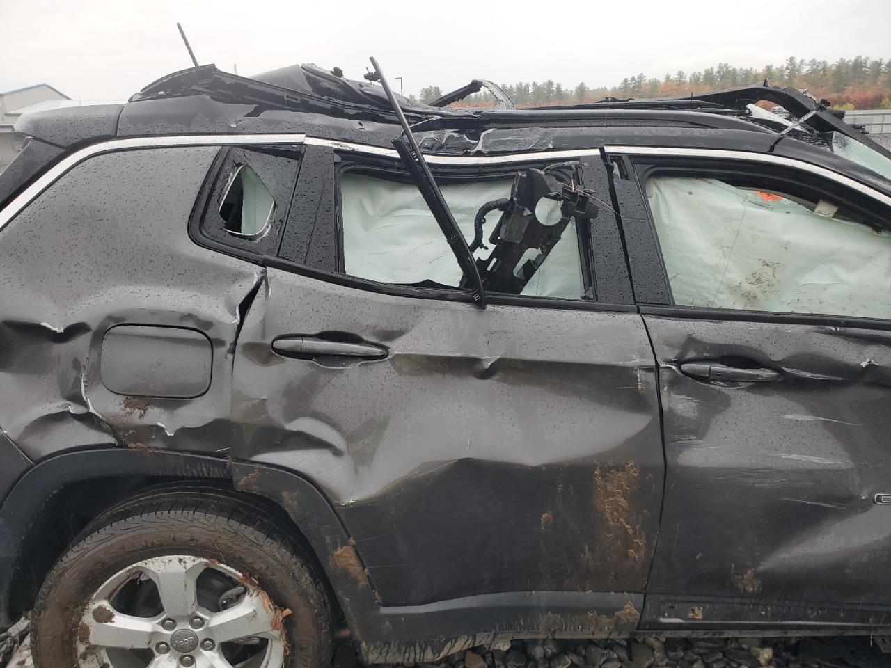 2019 Jeep Compass Latitude VIN: 3C4NJDBB0KT740971 Lot: 89627005