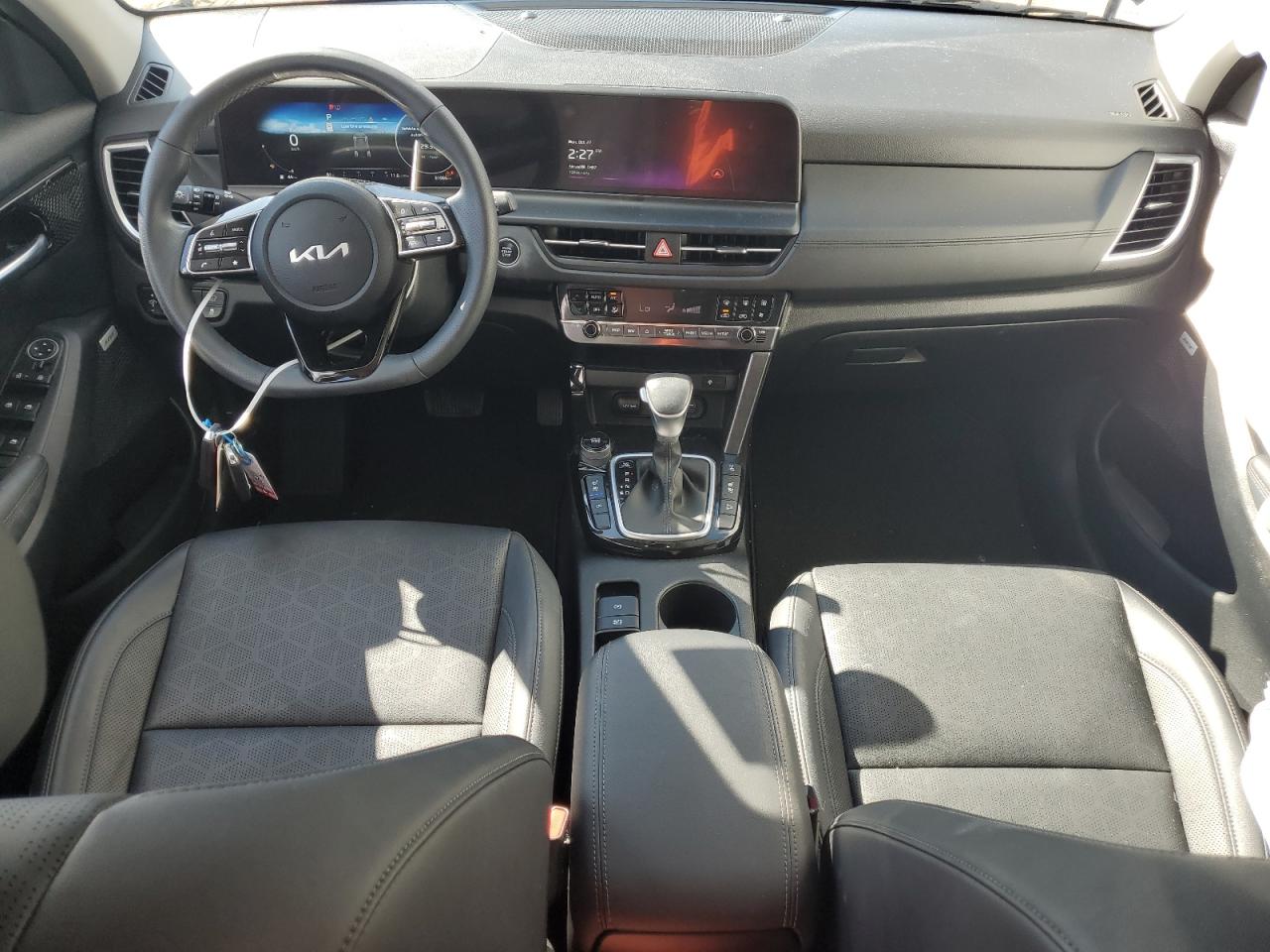 2024 Kia Seltos Sx VIN: KNDETCA74R7609607 Lot: 82751355