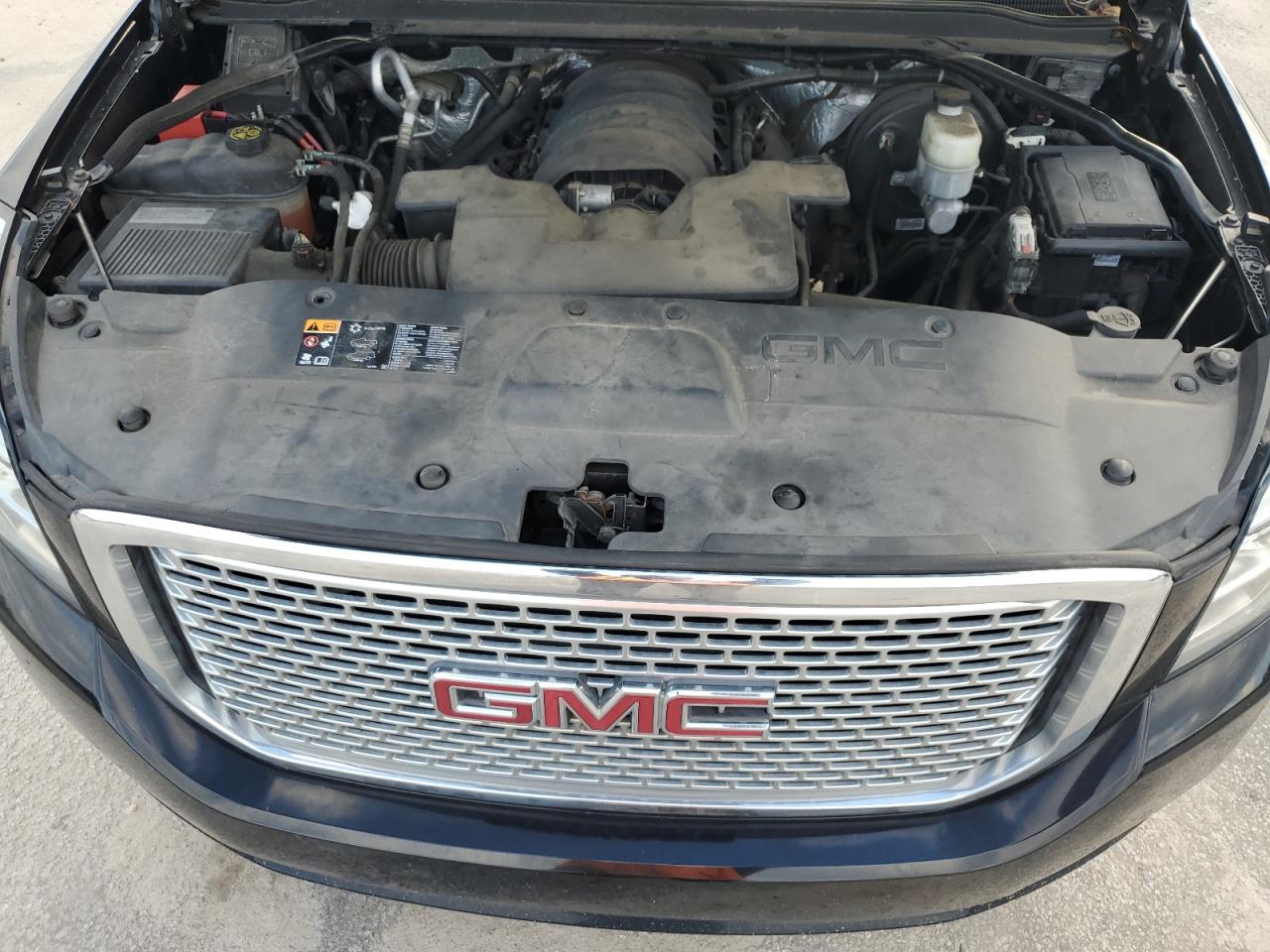 2015 GMC Yukon Denali VIN: 1GKS2CKJ2FR627835 Lot: 89673705