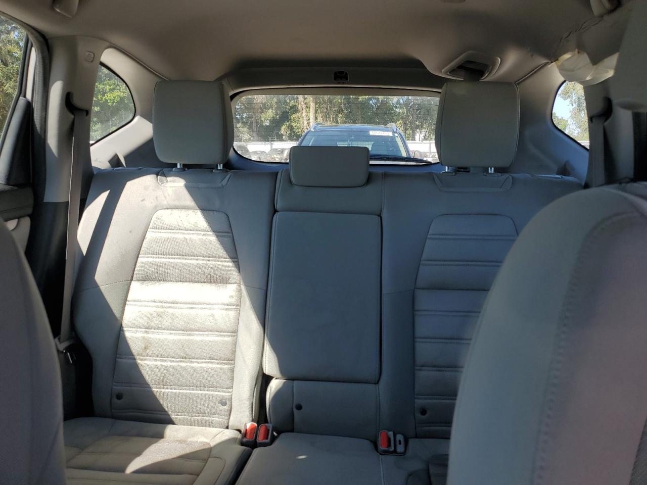 2020 Honda Cr-V Lx VIN: 5J6RW1H2XLL008279 Lot: 82689435