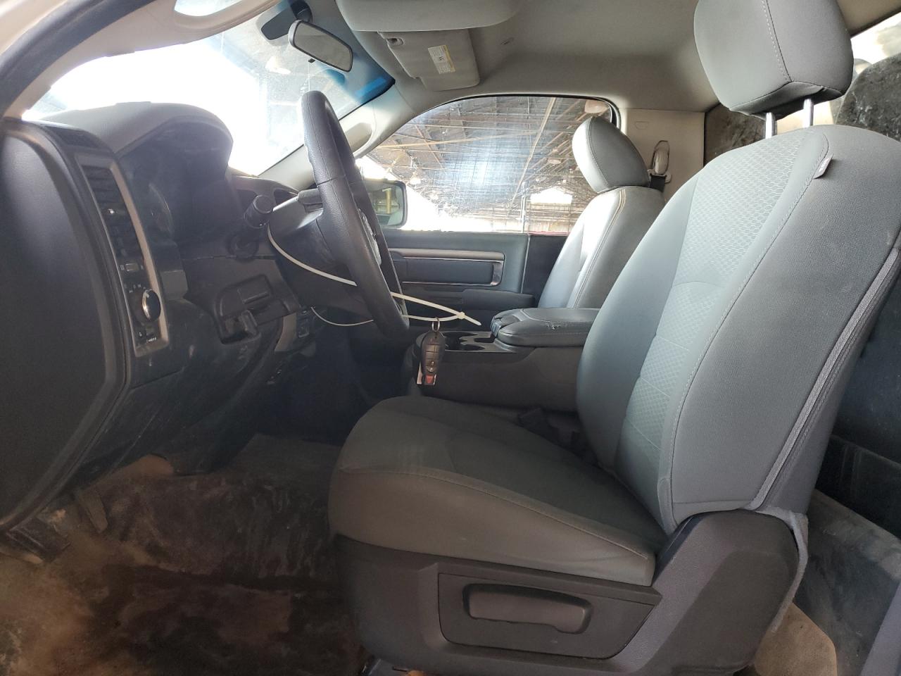 2017 Ram 1500 St VIN: 3C6JR7DG5HG654856 Lot: 86330115