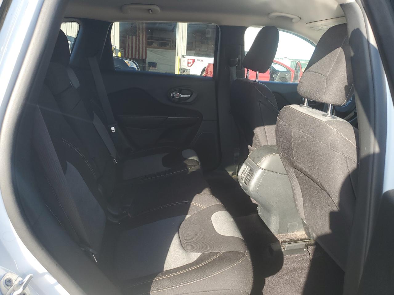 2016 Jeep Cherokee Sport VIN: 1C4PJMAS8GW333377 Lot: 90498355