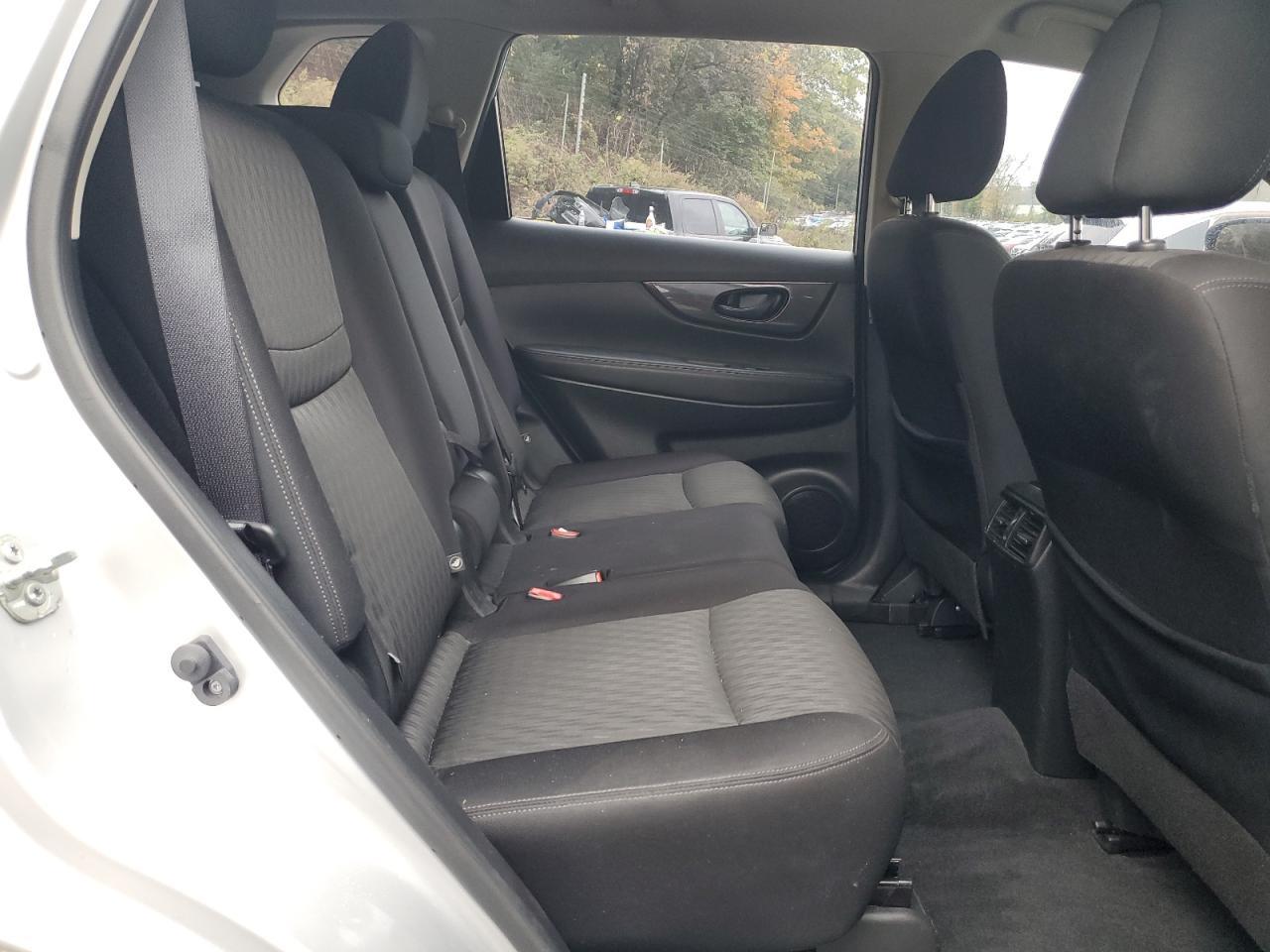 2020 Nissan Rogue S VIN: JN8AT2MV6LW142680 Lot: 86273585