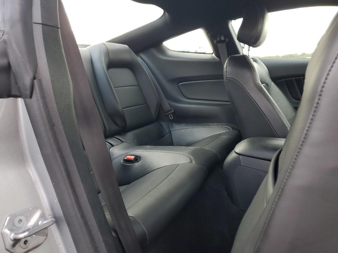 2022 Ford Mustang VIN: 1FA6P8TH0N5105501 Lot: 90439295