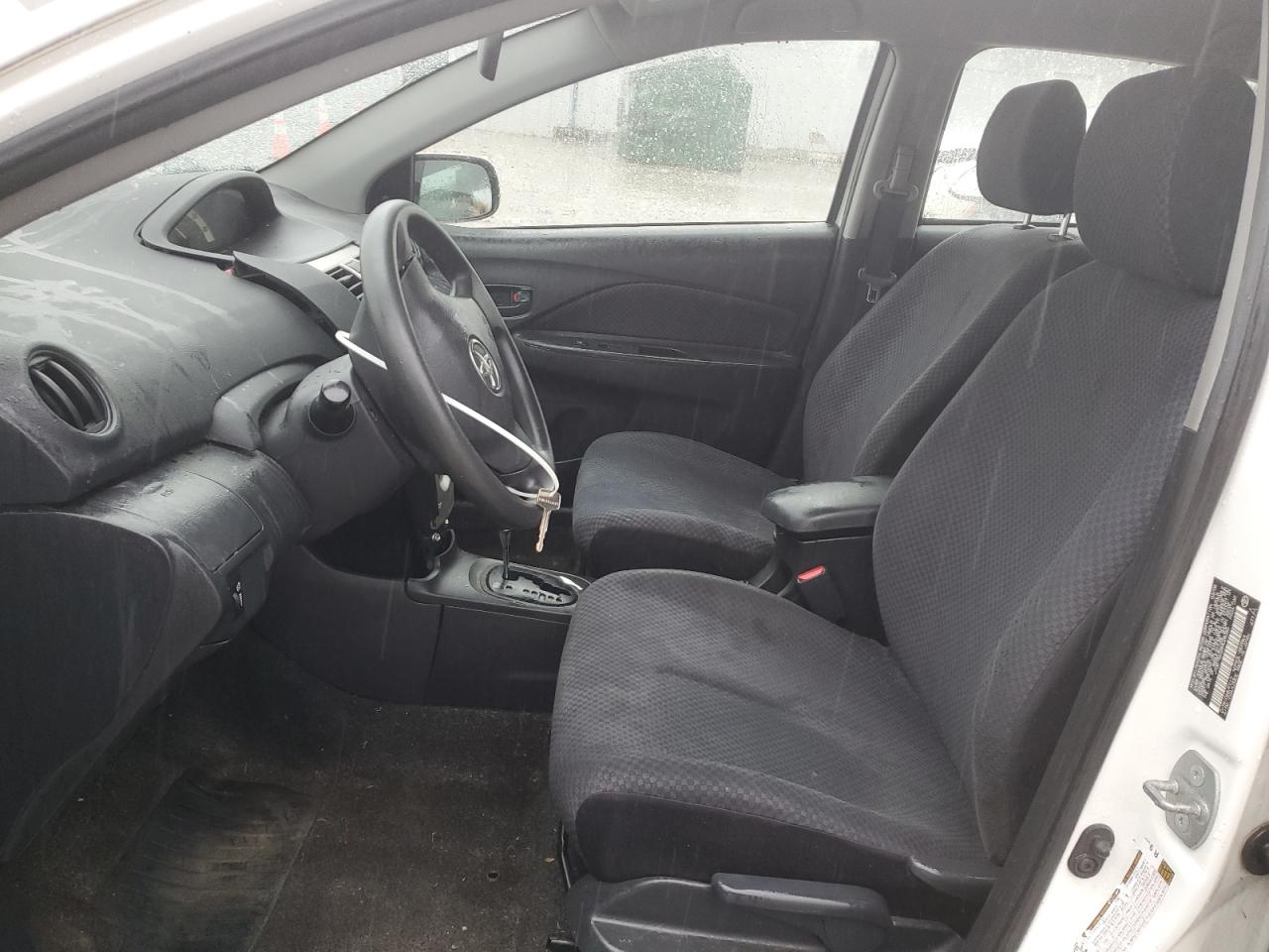 2008 Toyota Yaris VIN: JTDBT923284028365 Lot: 85177455