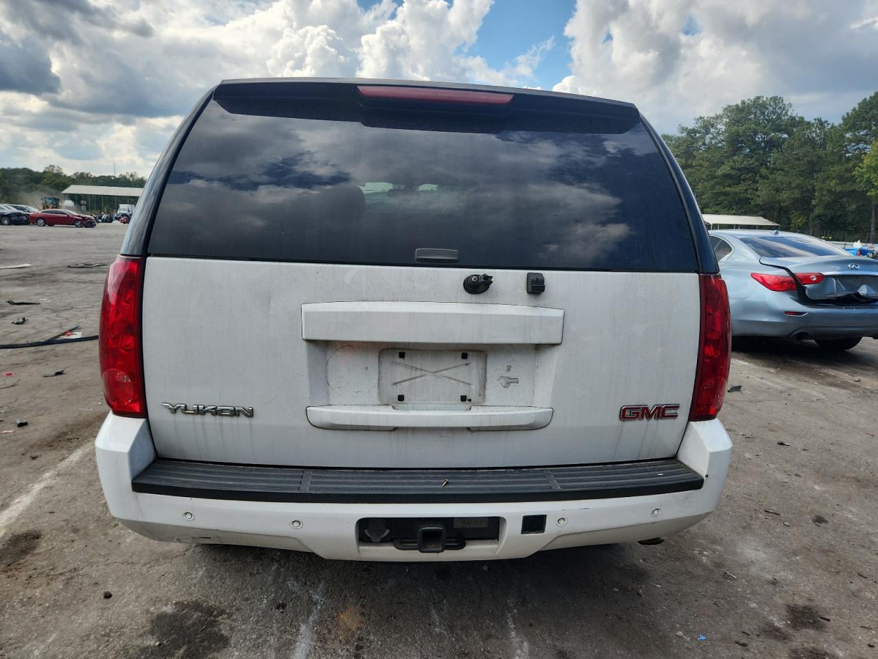 2007 GMC Yukon VIN: 1GKFC13J57J105461 Lot: 85537755