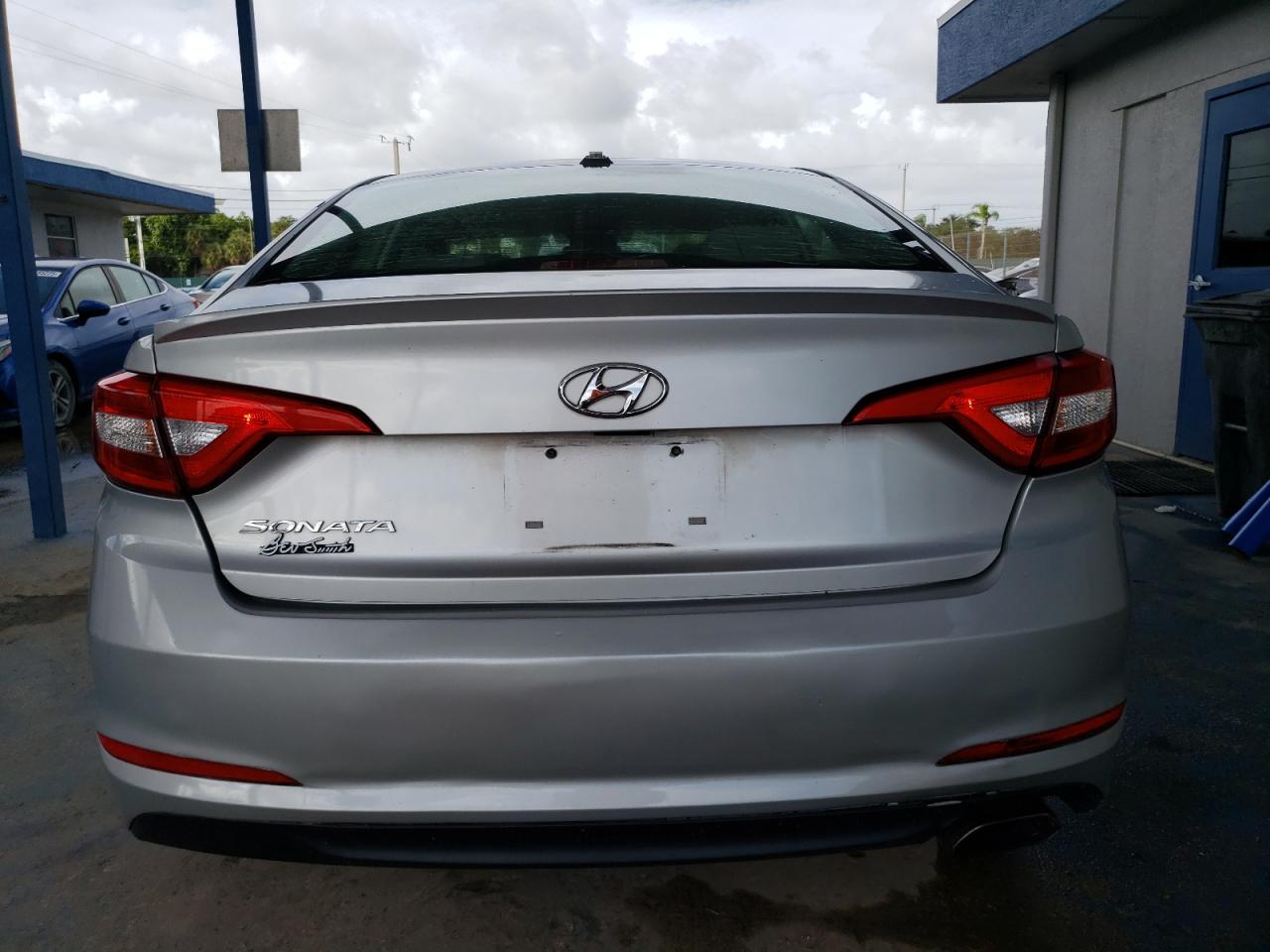 2017 Hyundai Sonata Se VIN: 5NPE24AF9HH493850 Lot: 70459905