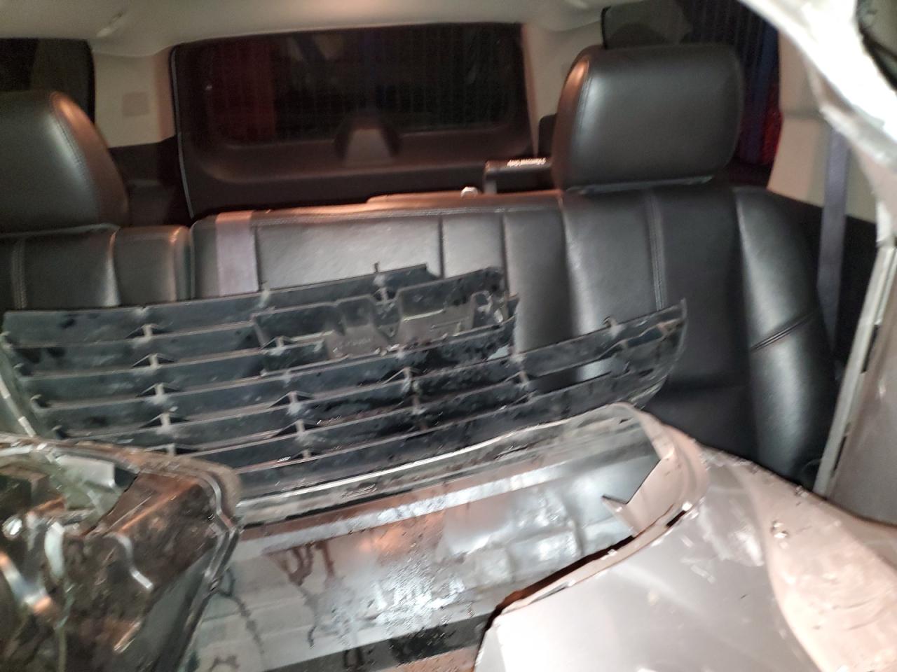 2012 GMC Yukon Xl C1500 Slt VIN: 170003 Lot: 86608795