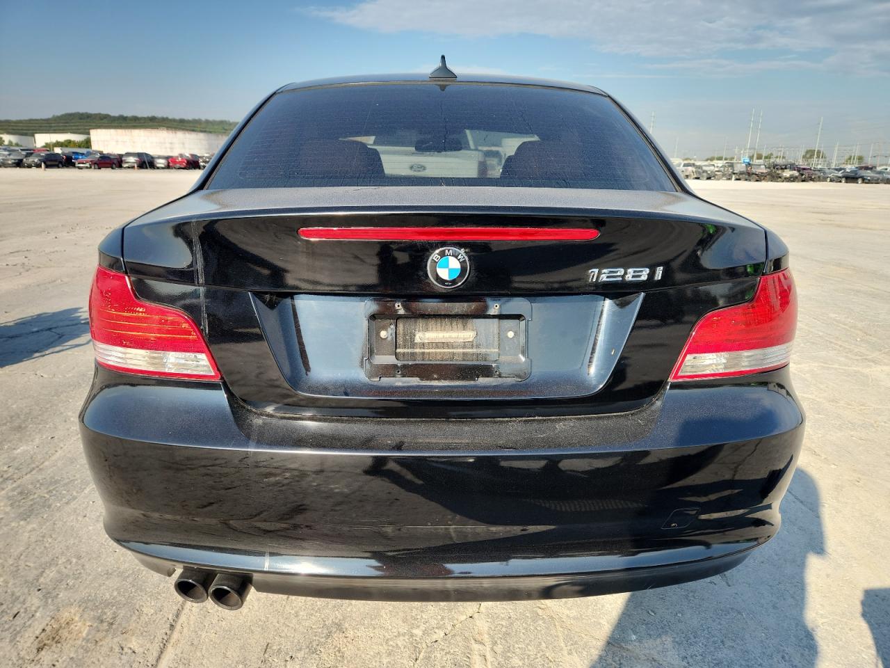 2011 BMW 128 I VIN: WBAUP9C59BVL90219 Lot: 84779075