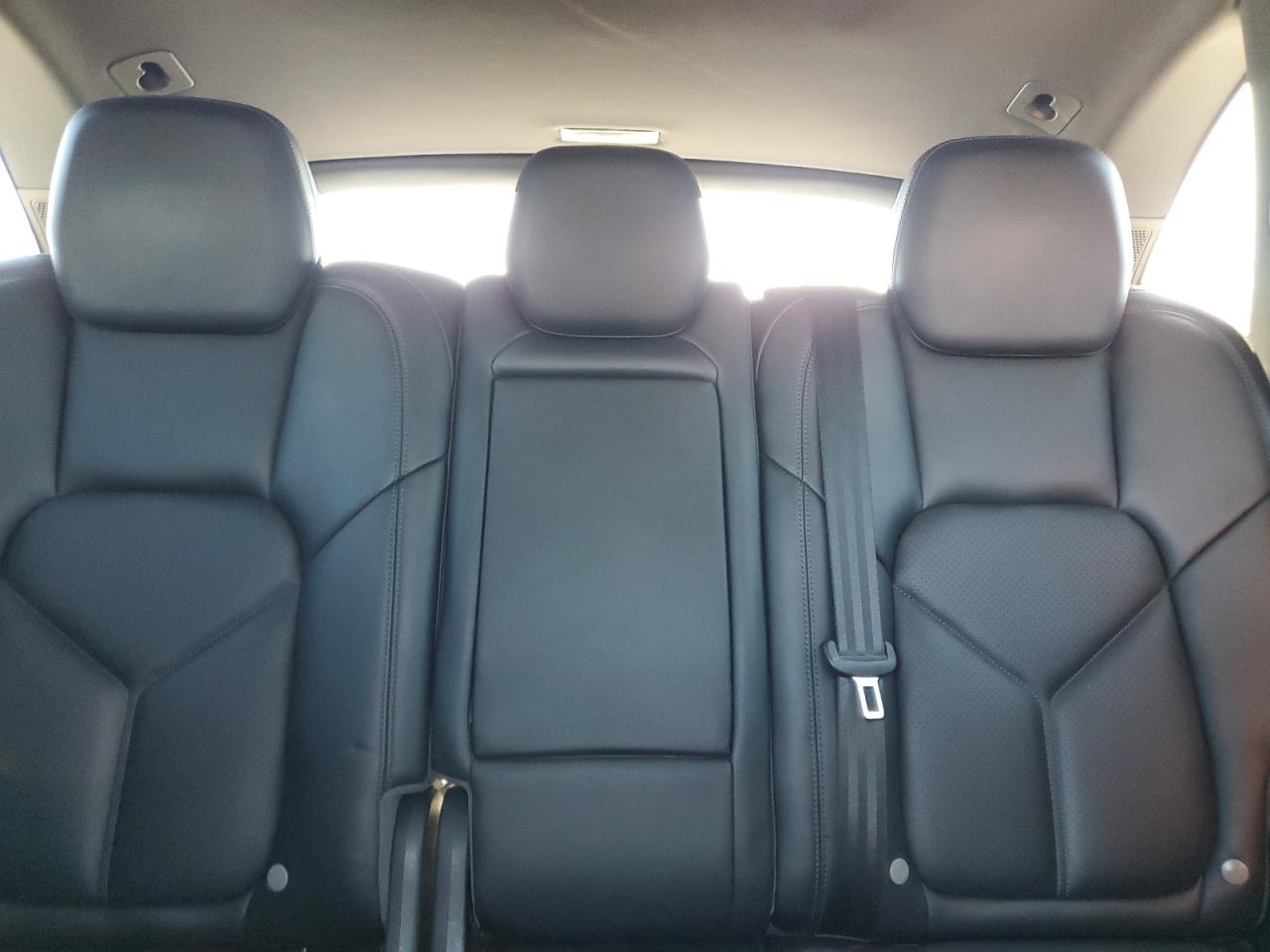 2015 Porsche Cayenne VIN: WP1AF2A2XFLA30711 Lot: 85011025