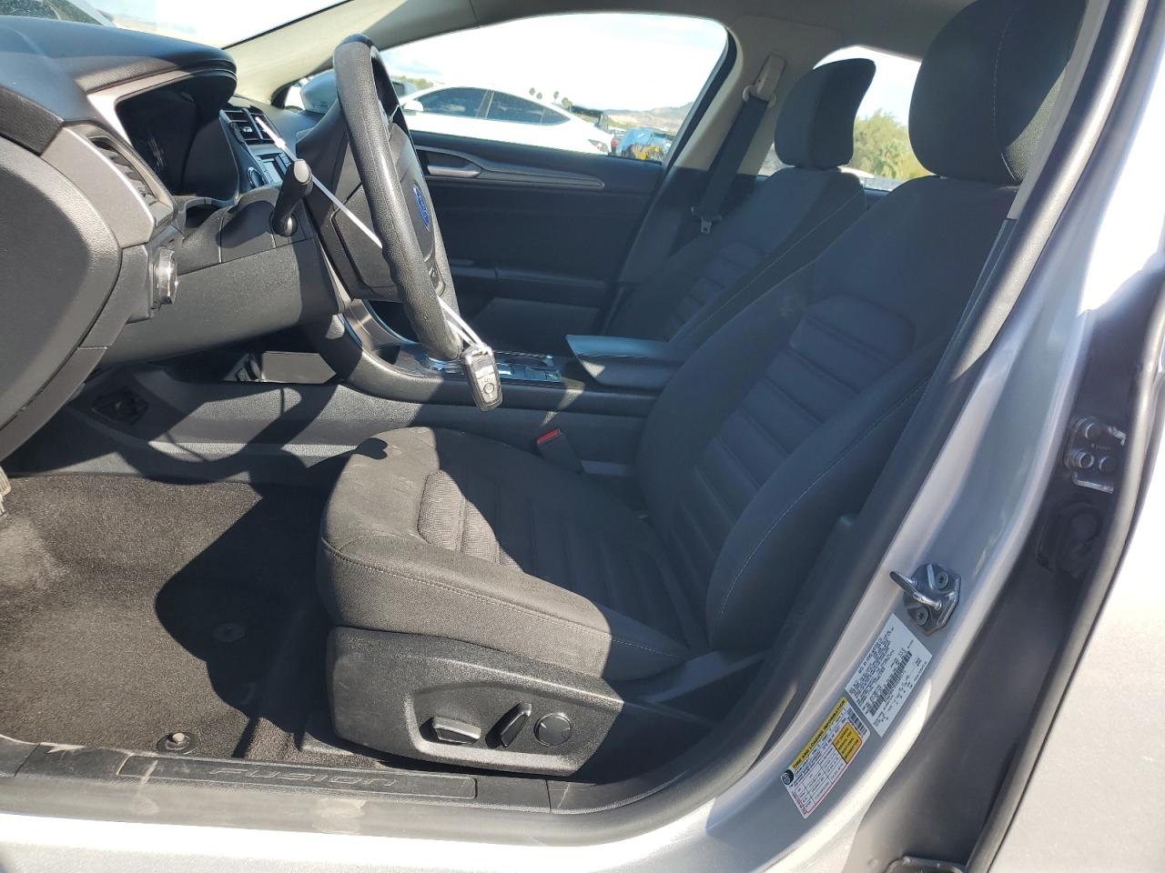 2017 Ford Fusion Se VIN: 3FA6P0H79HR399175 Lot: 84792335