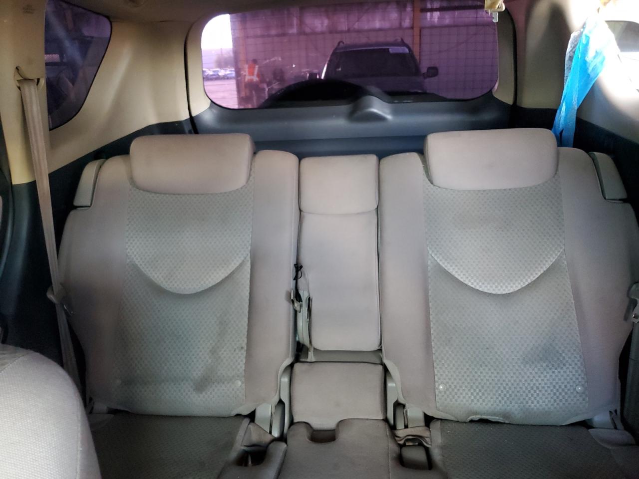 2007 Toyota Rav4 VIN: JTMBD33V876052750 Lot: 89695105