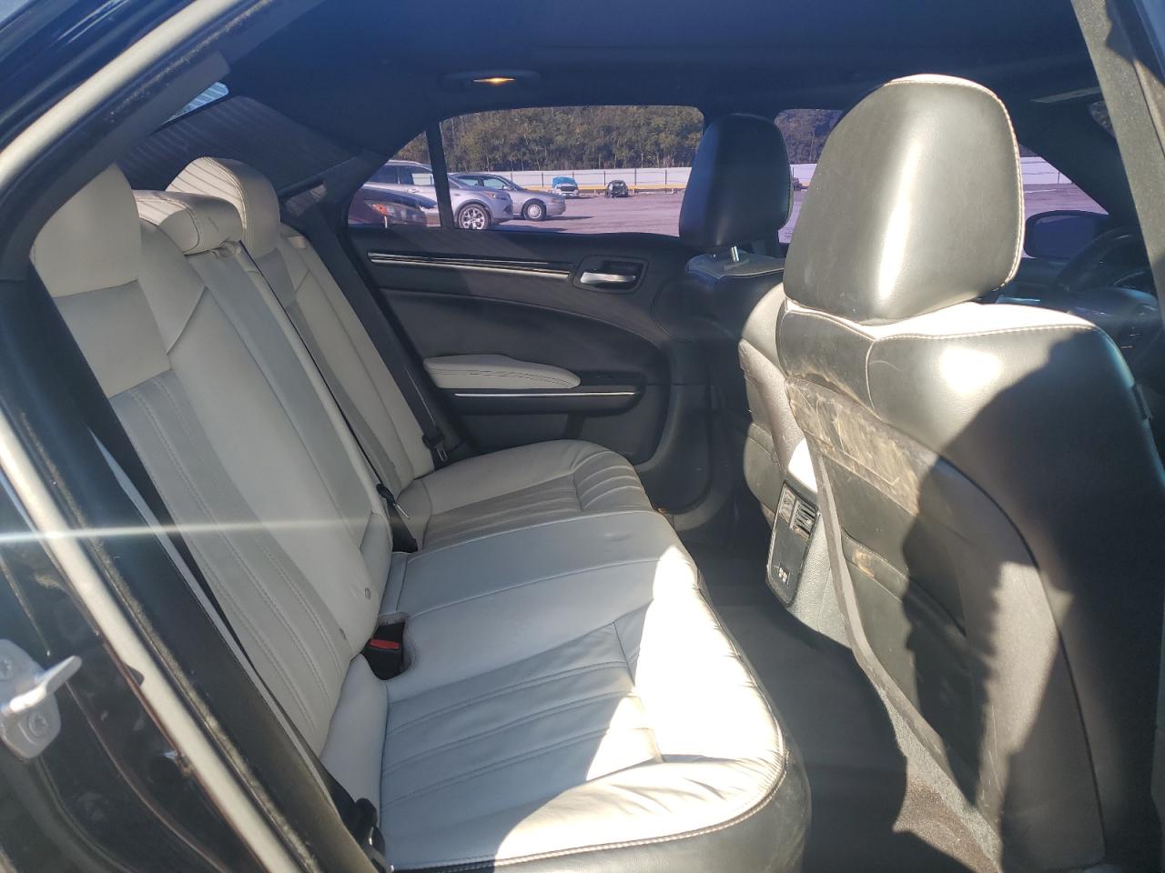 2018 Chrysler 300 S VIN: 2C3CCABG6JH159983 Lot: 90228845