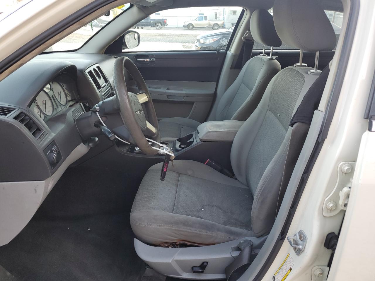 2007 Chrysler 300 VIN: 2C3KA43R87H704416 Lot: 82469295