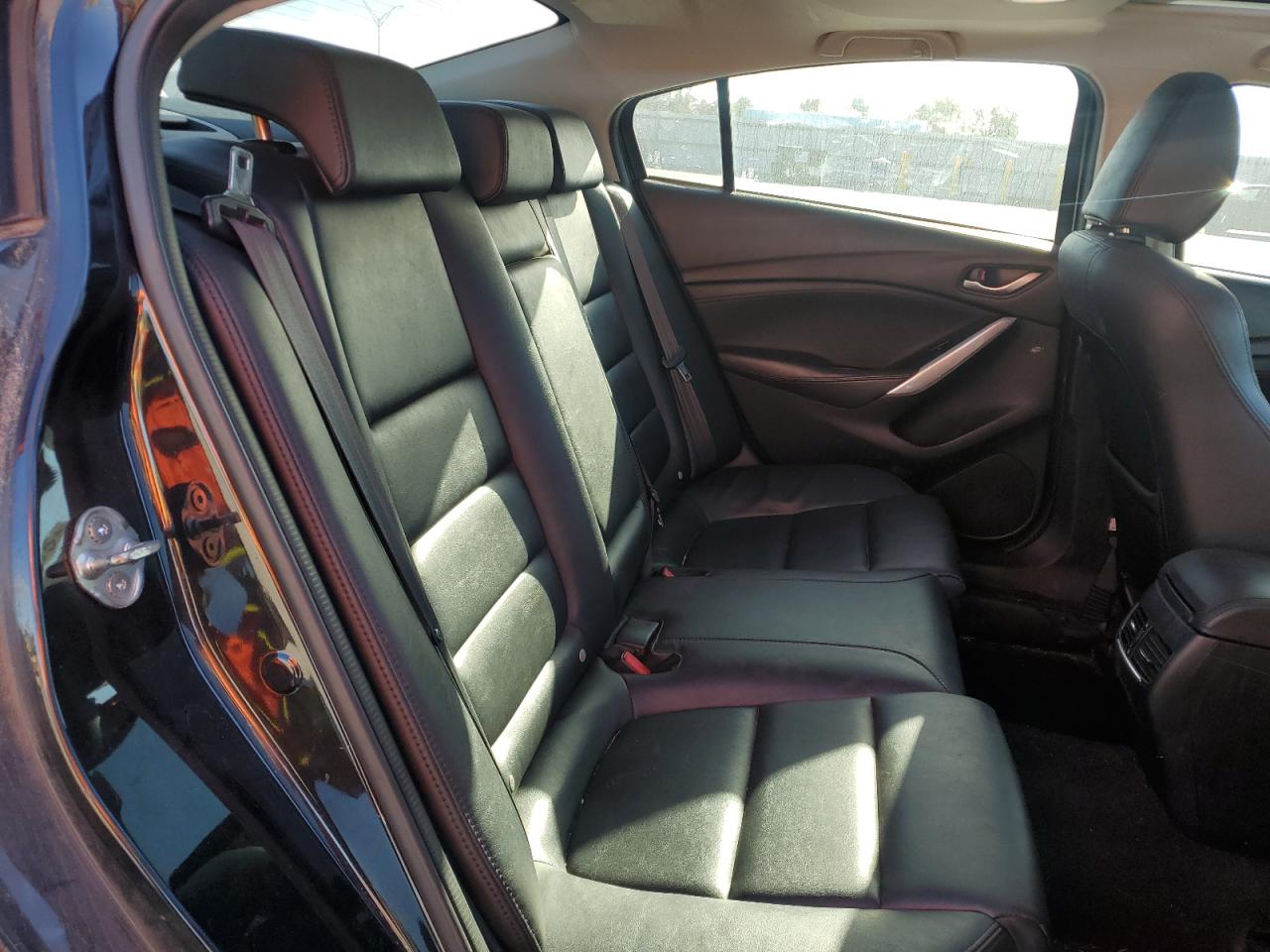 2015 Mazda 6 Touring VIN: JM1GJ1V58F1181891 Lot: 82297915