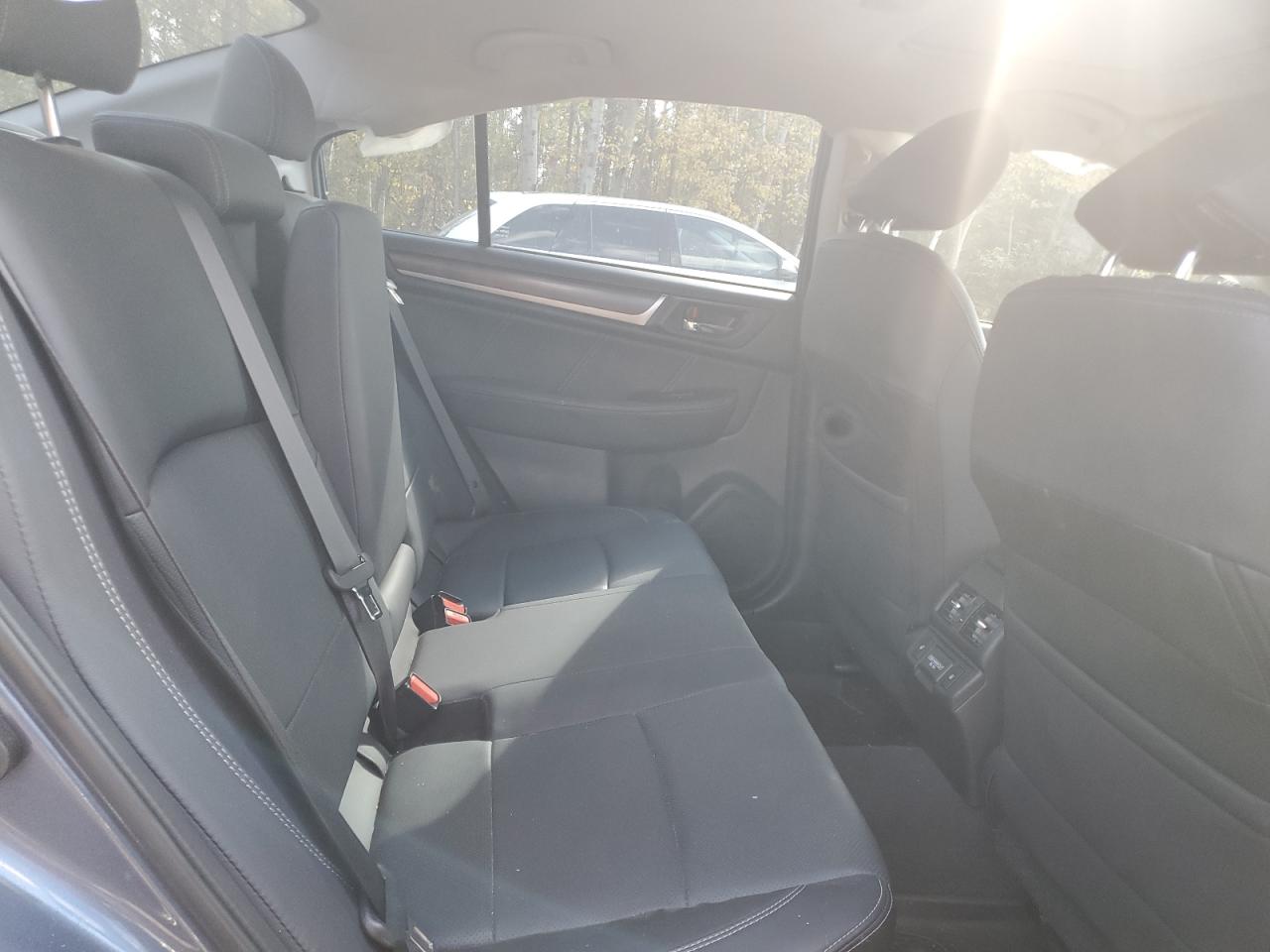 2018 Subaru Legacy 3.6R Limited VIN: 4S3BNFN64J3033853 Lot: 85317405