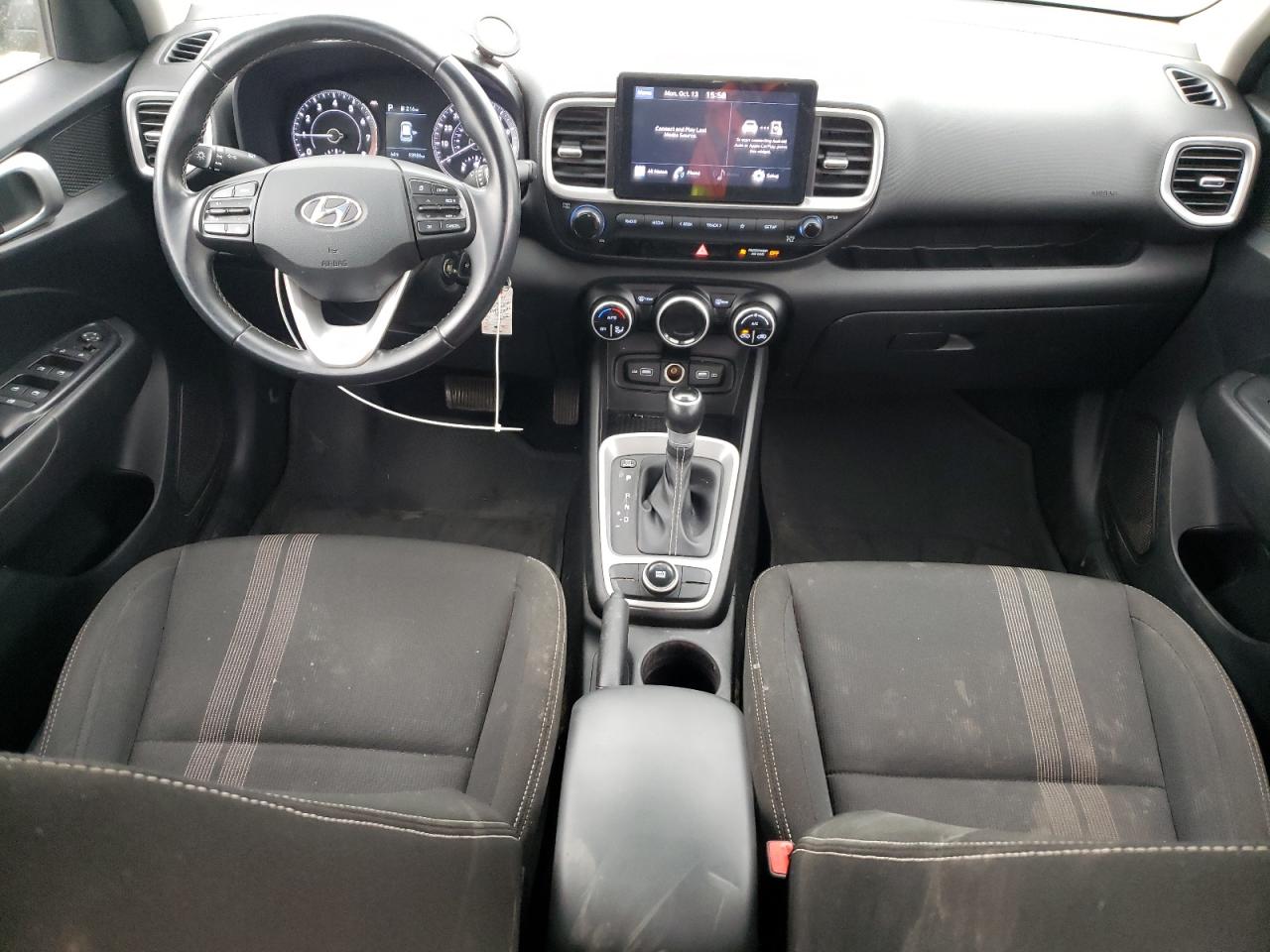 2022 Hyundai Venue Sel VIN: KMHRC8A31NU153813 Lot: 85718075