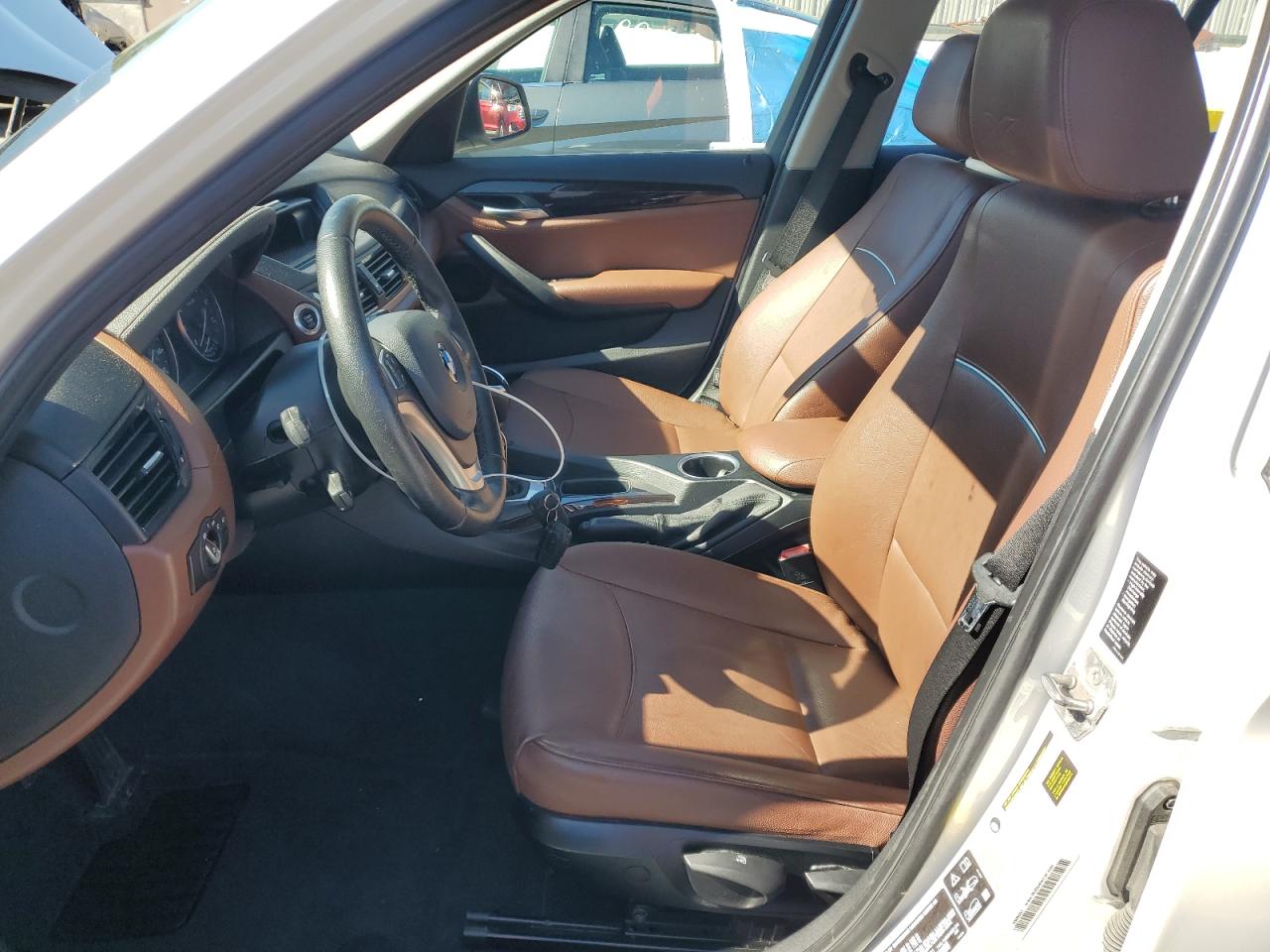 2015 BMW X1 xDrive28I VIN: WBAVL1C57FVY41221 Lot: 82201865