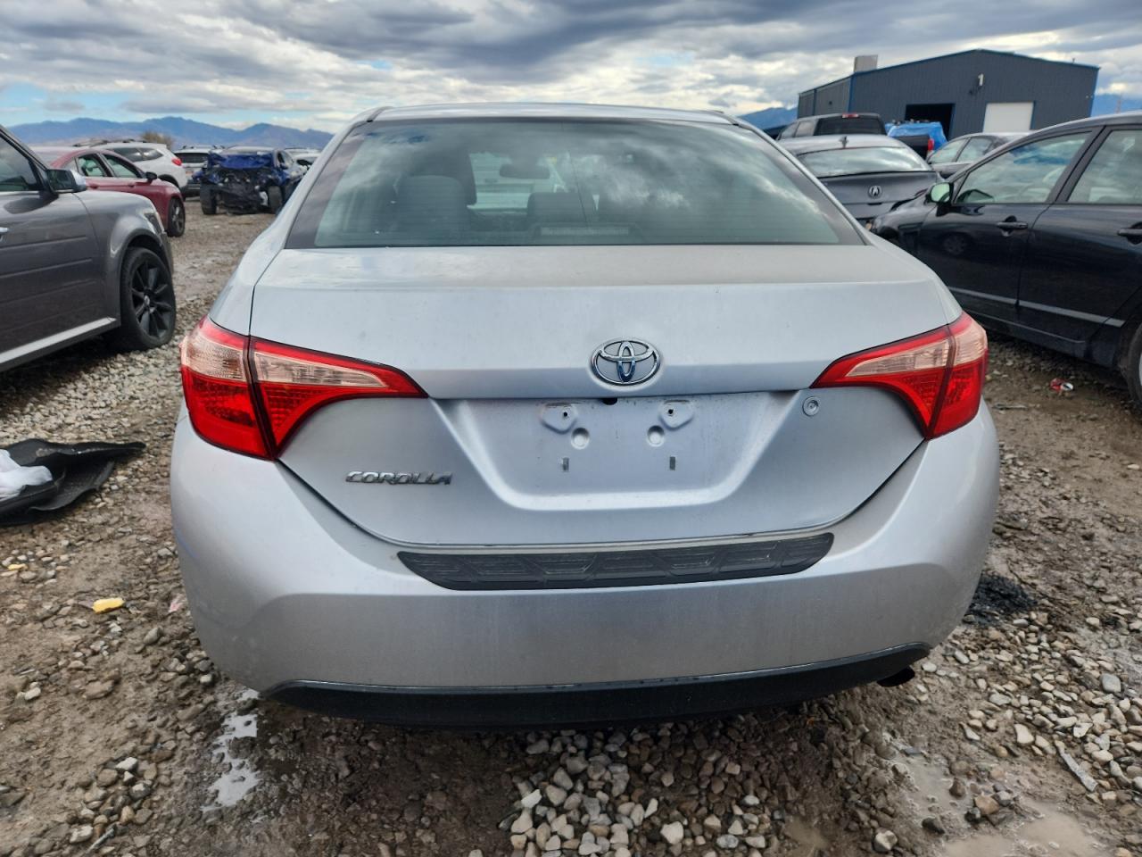 2017 Toyota Corolla L VIN: 5YFBURHE4HP591467 Lot: 82397025