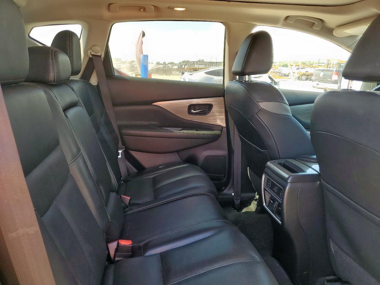 2018 Nissan Murano S VIN: 5N1AZ2MG9JN138827 Lot: 82323995