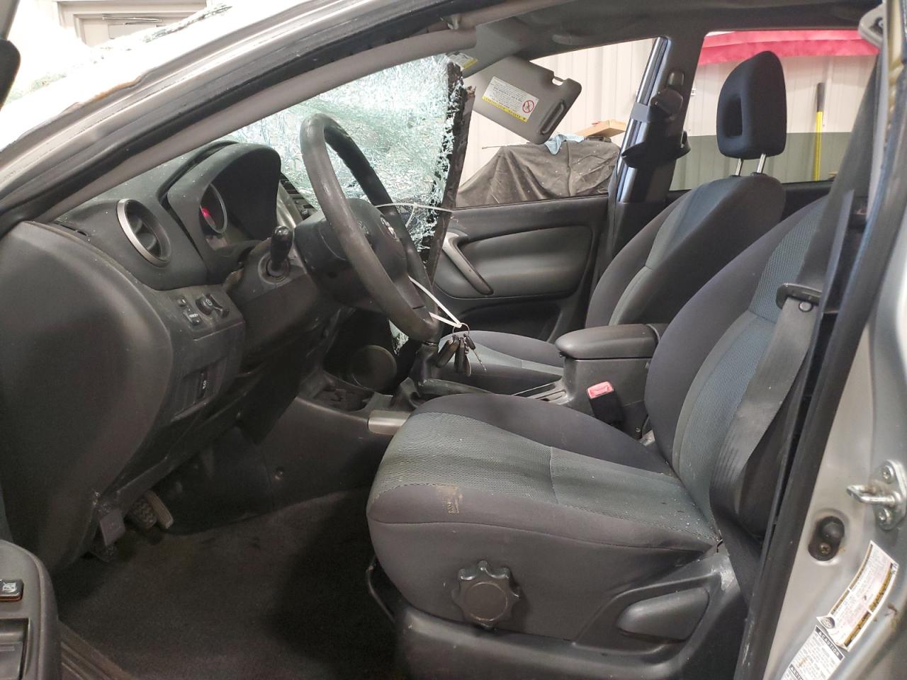 2004 Toyota Rav4 VIN: JTEHD20V046008807 Lot: 85740035