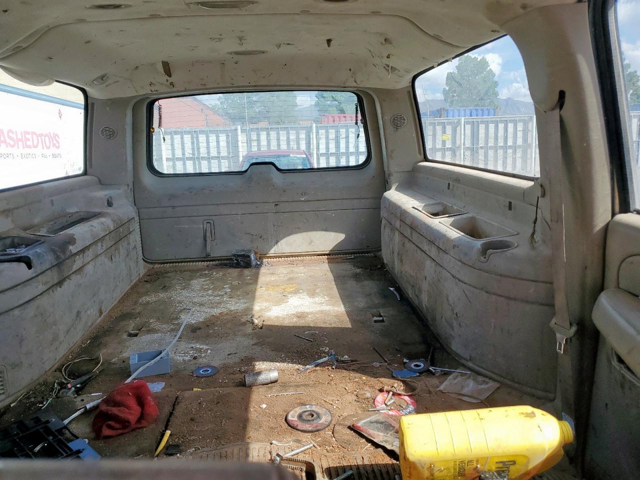 2005 Chevrolet Suburban C1500 VIN: 3GNEC16Z95G139319 Lot: 86078715