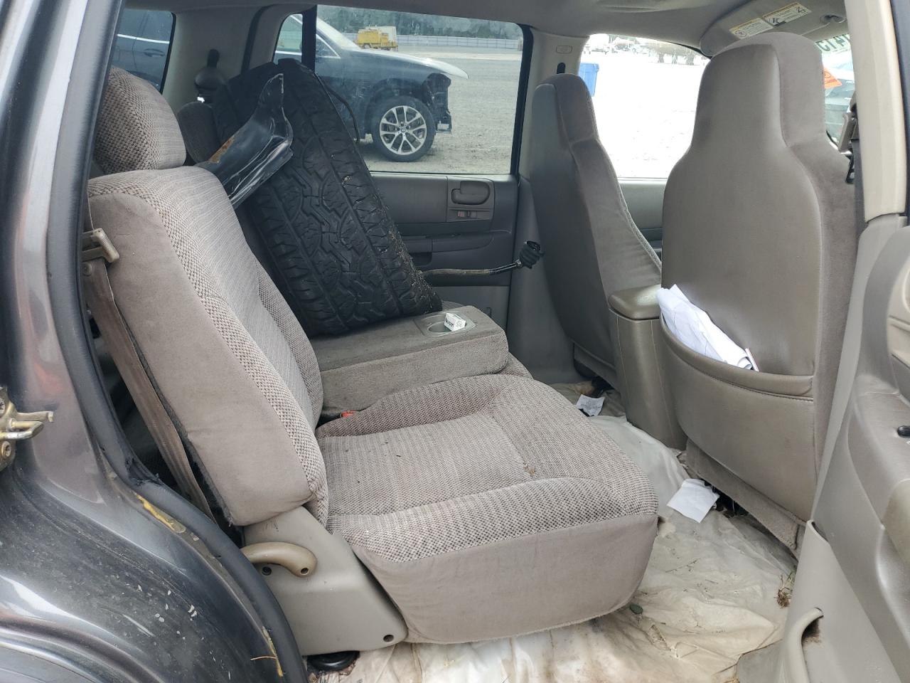 2003 Dodge Durango Sport VIN: 1D4HR38N13F619415 Lot: 82314155