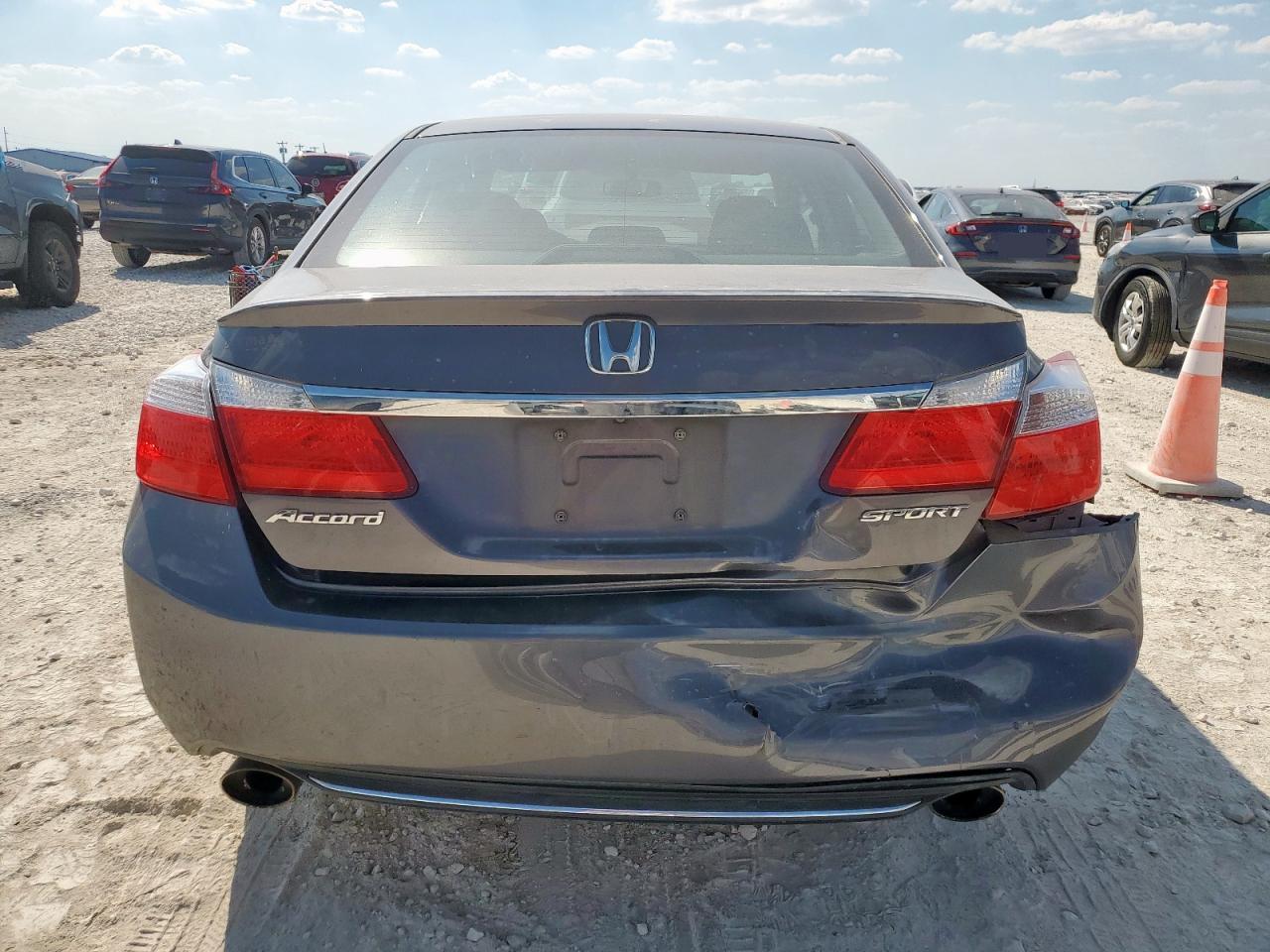 2015 Honda Accord Sport VIN: 1HGCR2E55FA059780 Lot: 85079545