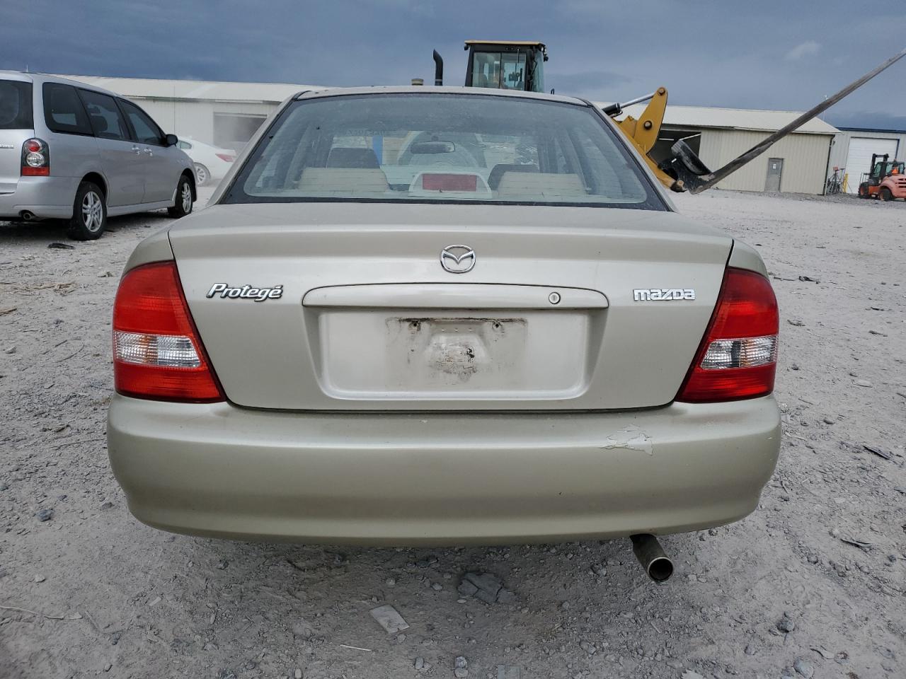 2002 Mazda Protege Dx VIN: JM1BJ225520506257 Lot: 82216225