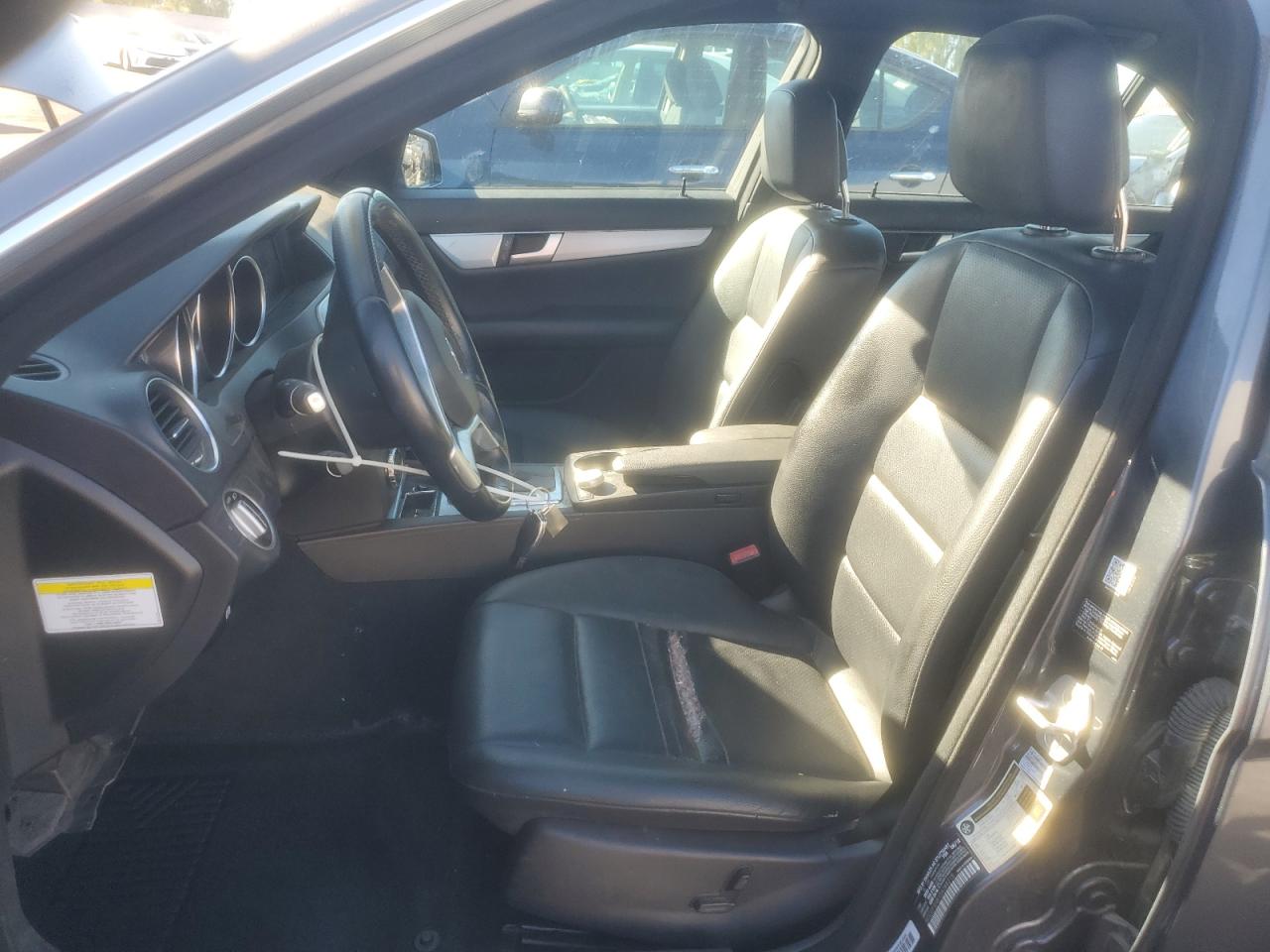 2013 Mercedes-Benz C 250 VIN: WDDGF4HB1DA768215 Lot: 90613895
