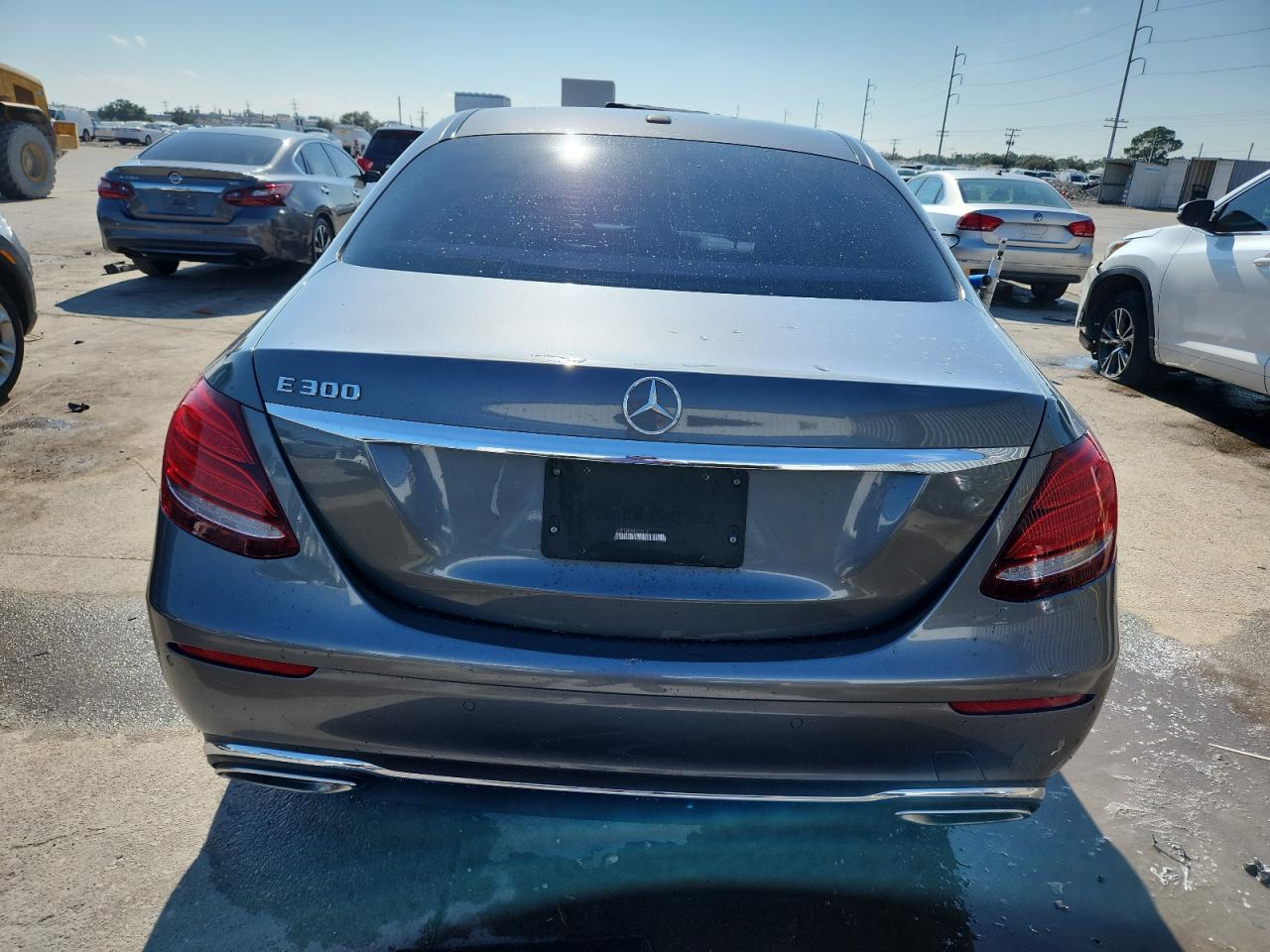 2017 Mercedes-Benz E 300 VIN: WDDZF4JB0HA073314 Lot: 90450845