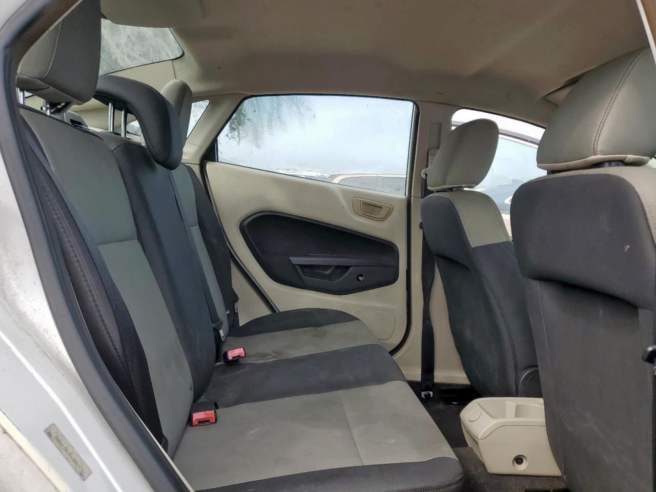 2012 Ford Fiesta S VIN: 3FADP4AJ2CM187180 Lot: 85654235