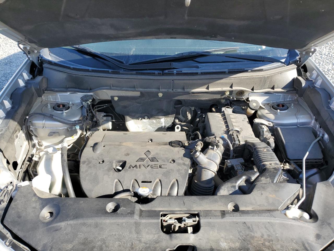 2018 Mitsubishi Outlander Sport Es VIN: JA4AP3AUXJU023700 Lot: 85095835