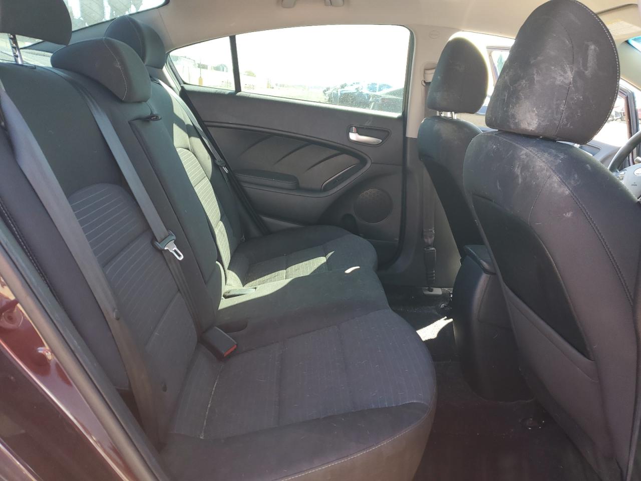 2018 Kia Forte Lx VIN: 3KPFL4A75JE226516 Lot: 82289835