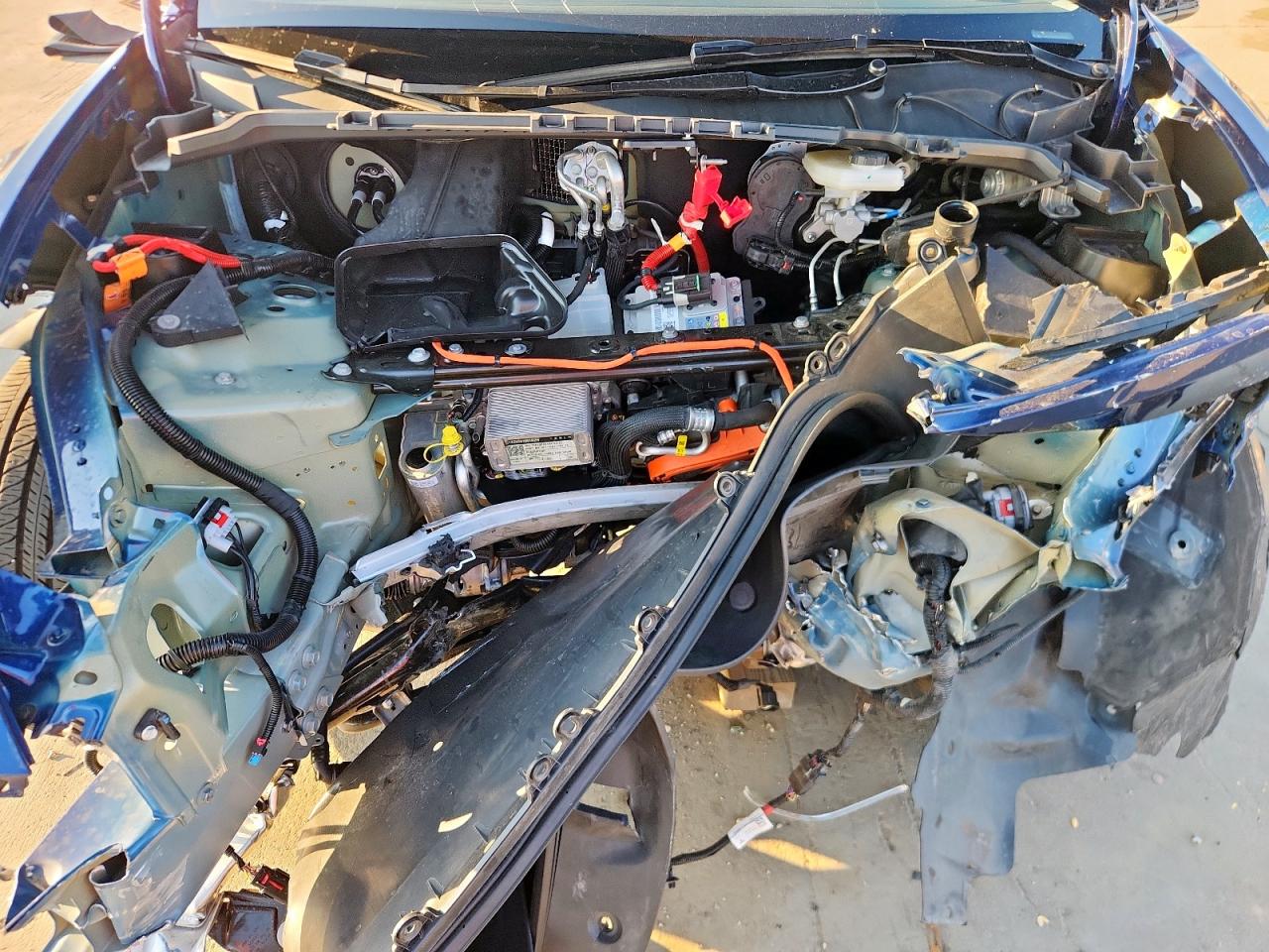 2024 Tesla Model Y VIN: 7SAYGDED4RA326724 Lot: 89837295