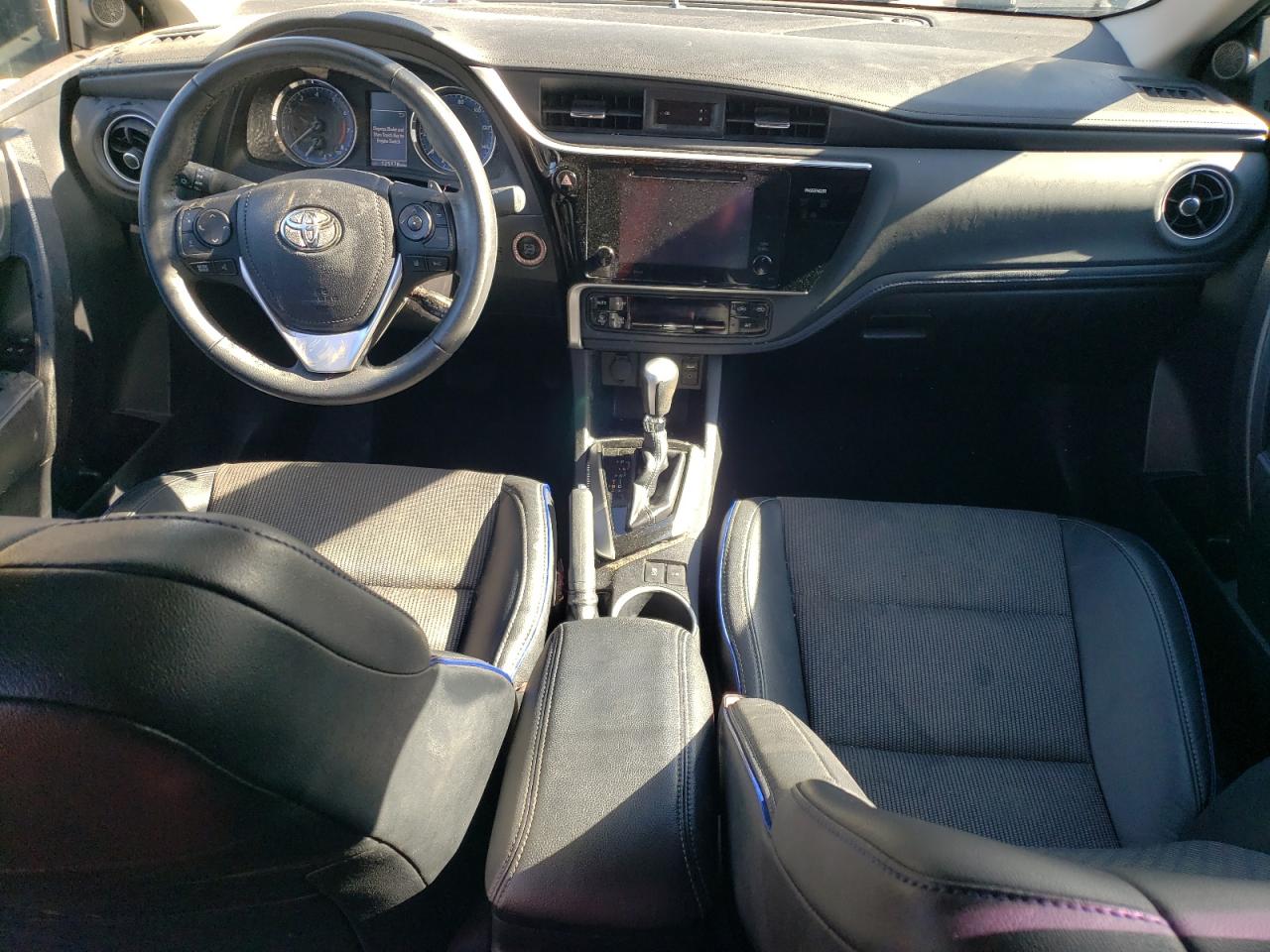 2017 Toyota Corolla L VIN: 2T1BURHEXHC860992 Lot: 90217765